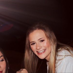 Meet your Posher, Mallory